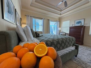 3 bedrooms, iron/ironing board, WiFi, bed sheets - Last Minute Availability Siesta Key Dream 100 ft to Beach Walk Everywhere (Siesta Key)
