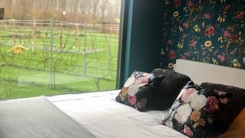 Deluxe Double Room, Garden View | Iron/ironing board, free WiFi