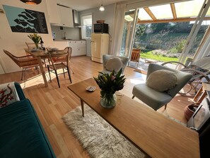 Interior - Detached bungalow for 4 people with south-facing garden. (Kortgene)