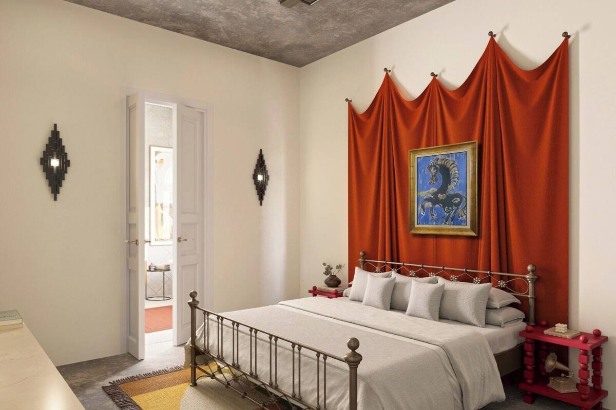 خزنة داخل الغرفة