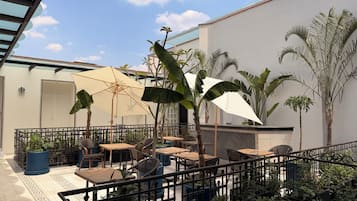 Teras rooftop