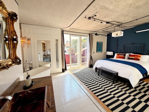 Maximo Mexico Hotel