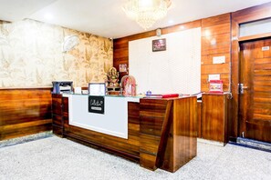 House | Reception - Super Collection O Kampoo Tiraha Road (Gwalior)