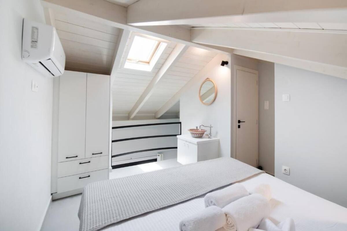 Superior Apartment, Balcony, City View | Blackout drapes, iron/ironing board, free WiFi