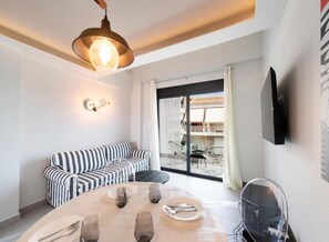 Superior Apartment, Balcony, City View | Living area - Onar Suites Lefkada (Lefkada)