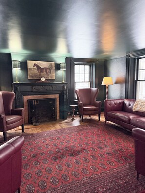 Interior - The Berkshire Mountain Inn (Great Barrington)