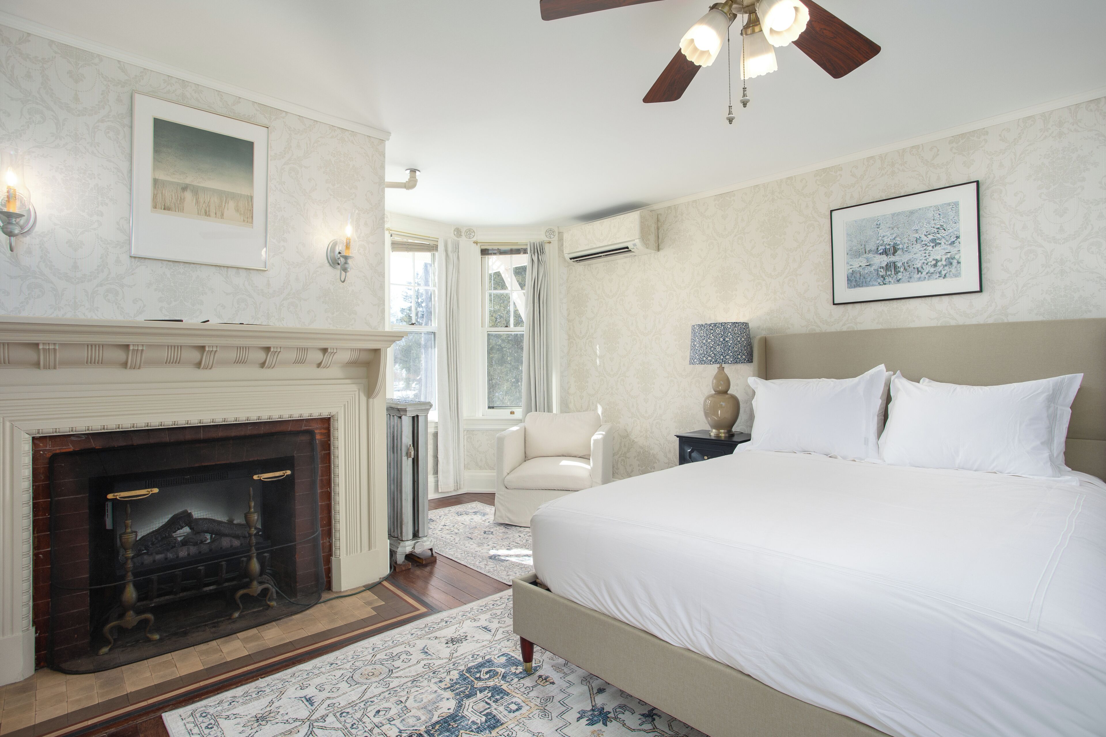 Double Room | Individually decorated, iron/ironing board, free WiFi