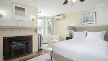 Double Room | Individually decorated, iron/ironing board, free WiFi