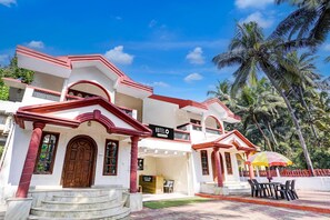 House | Bahagian luar