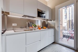 Private kitchen - BDC - Trevi Premium 3BDR + 3BATH (Rome)