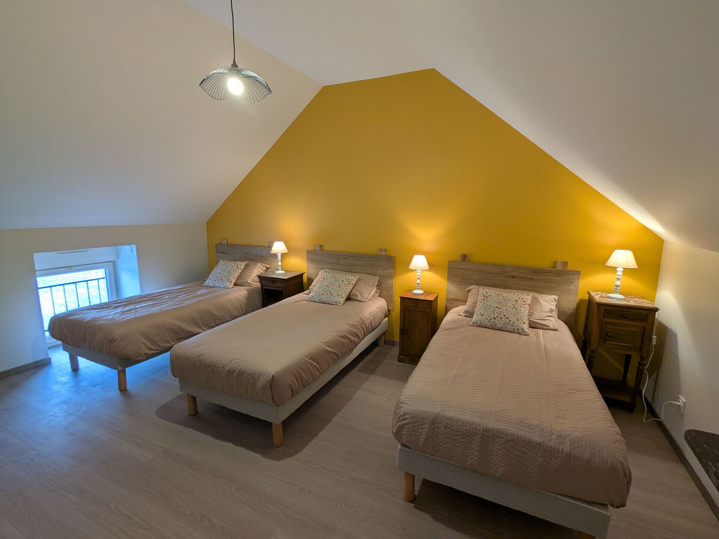 4 chambres, Wi-Fi gratuit, draps fournis