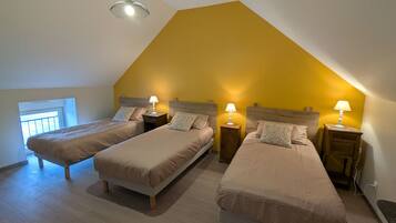 4 chambres, Wi-Fi gratuit, draps fournis