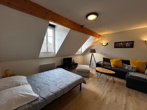 Free WiFi - Studio in La Roche-Posay with Pool and WIFI (La Roche-Posay)