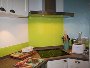 Fridge, microwave, stovetop, dishwasher - House 4 people, St Gildas de Rhuys, 400m Govelins beach (Saint-Gildas-de-Rhuys)