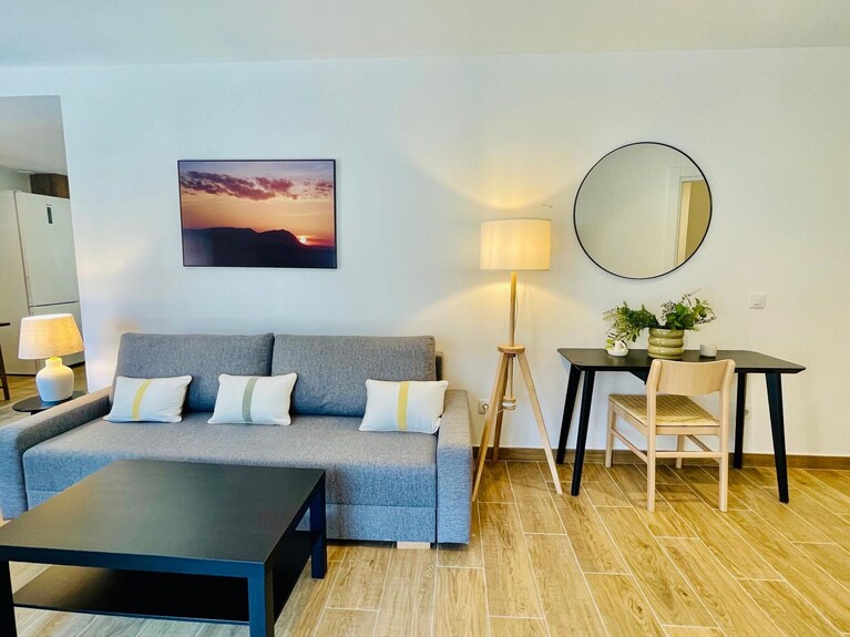 Modern And Charming Triplex In The Center Of Jaca - Jaca