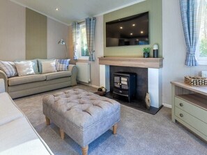 Living area - Azenor Lodge - Kelling Heath Holiday Park - 16221 (Holt)