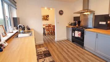 Lavavajillas, utensilios de cocina