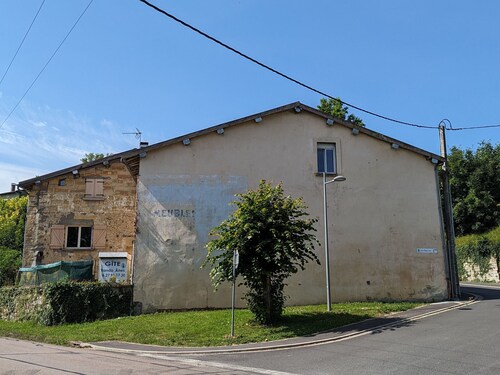 Gîte spacieux au cœur de la nature à Saudrupt