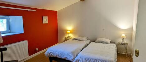 3 habitaciones y wifi gratis