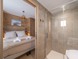 Towels - High-end apartment in central location, up to 8 people (Huez)