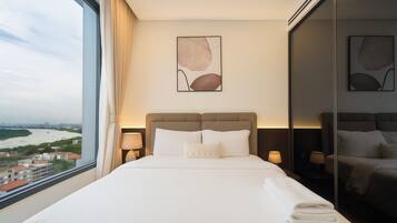Basic Apartment, 2 Bedrooms, Balcony, City View | Minibar, individually decorated, desk, laptop workspace