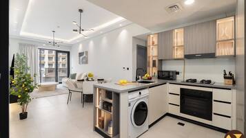 Luxury Apartment, Balcony, City View | Private kitchen | Full-size fridge, microwave, oven, stovetop