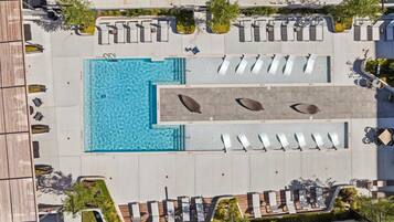 Außenpool (je nach Saison geöffnet)