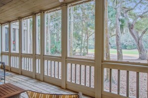 Terrace/patio - Seabrook Exclusives | 2781 Live Oak Villa (Seabrook Island)
