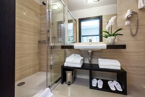 Hair dryer, towels