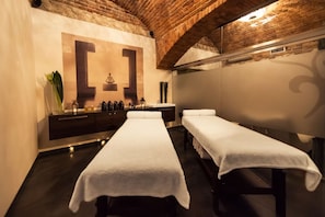 Spa - Kraków King Room | 1 Unit | Ideal for 2 Guests (Kraków)