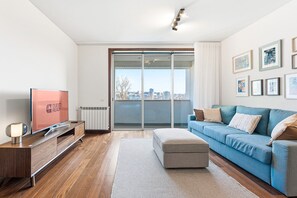 TV - GuestReady - cosy retreat in Vila Nova de Gaia (Vila Nova de Gaia)