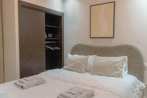 1 bedroom, iron/ironing board, WiFi, bed sheets - Studio hotel style | Fast Fiber, Parking (Marrakesh)