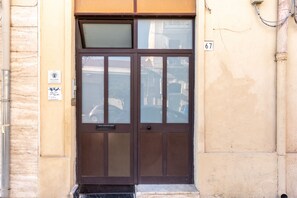 House - Casa le Radici by Wonderful Italy (Syracuse)