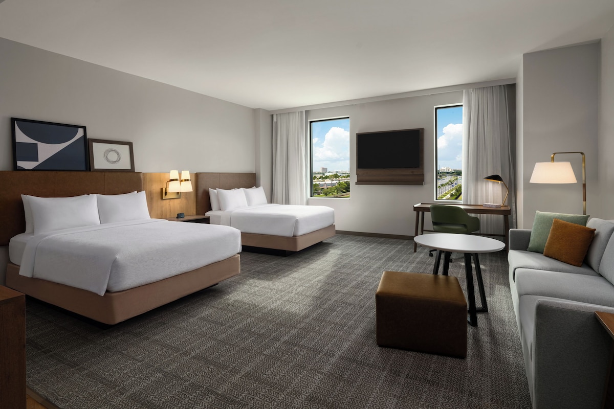 Studio Suite, 2 Queen Beds, Accessible Bathtub, Kitchen (Mobility) | In-room safe, desk, laptop workspace, blackout curtains