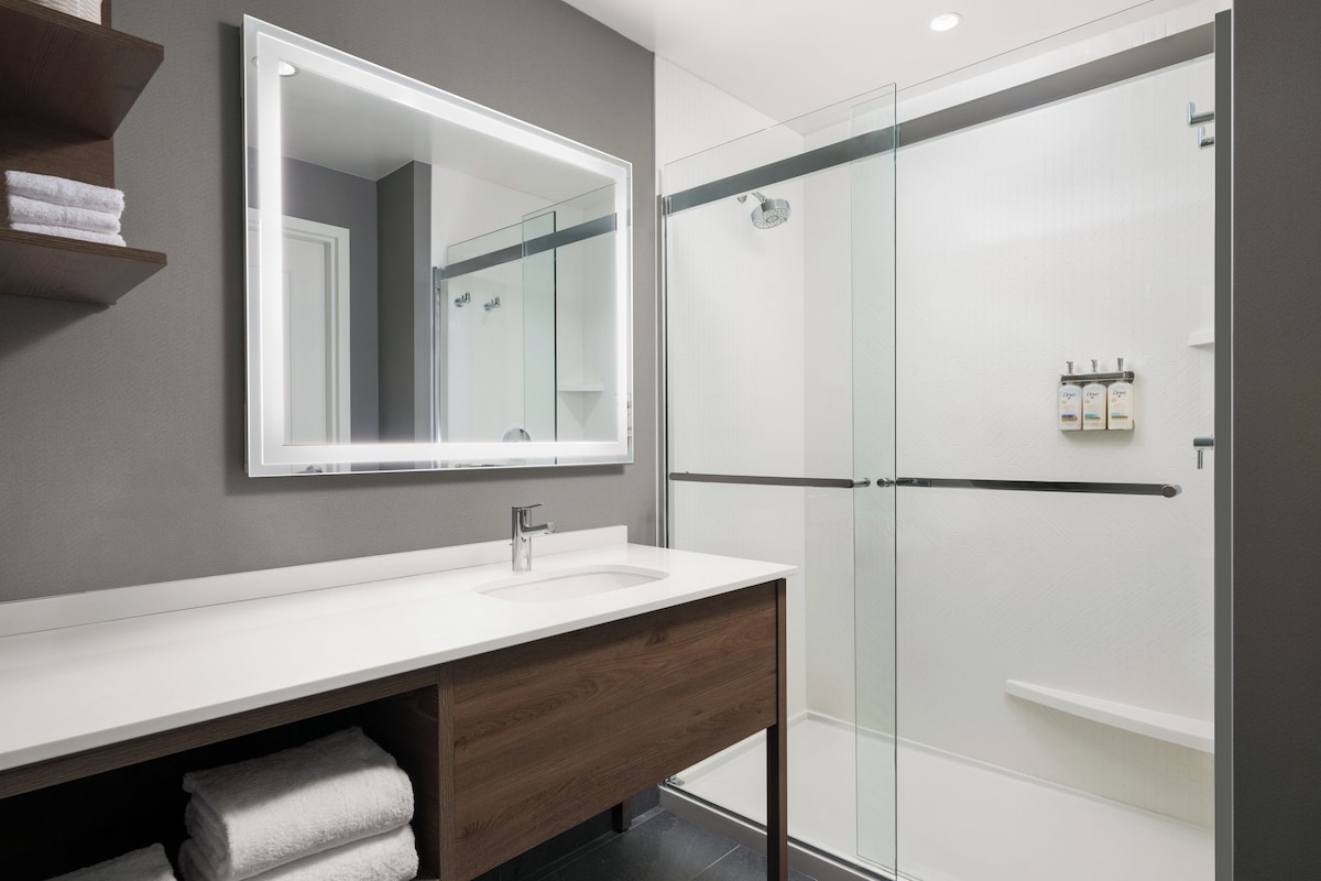 In-room safe, desk, laptop workspace, blackout curtains