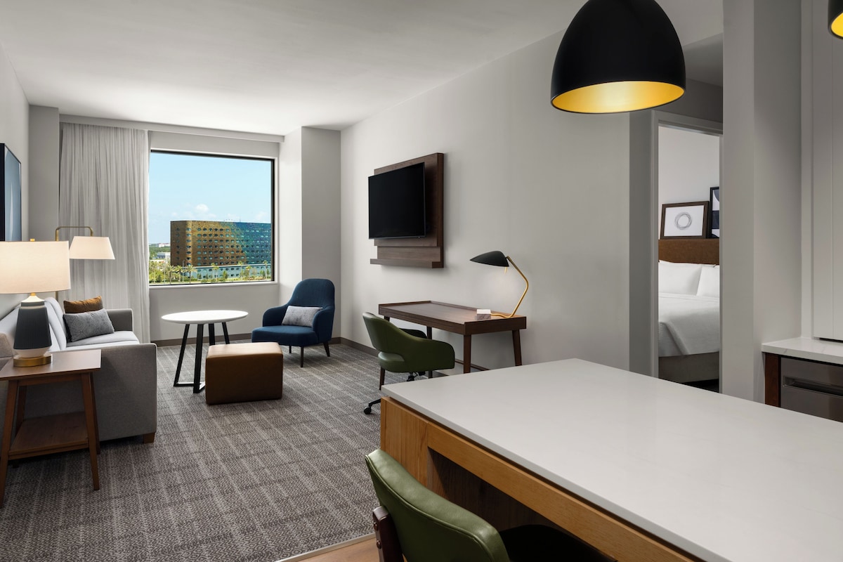 Suite, 1 Bedroom, Roll-in Shower, Kitchen (Mobility) | In-room safe, desk, laptop workspace, blackout curtains