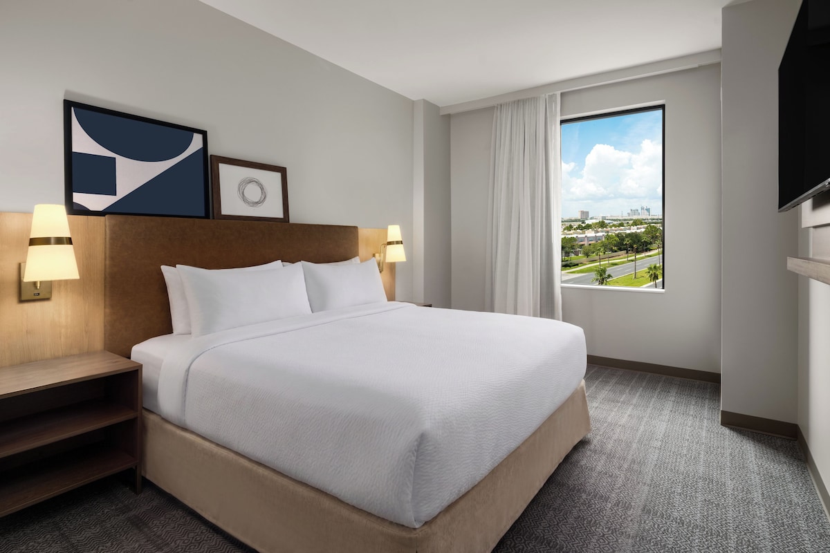 In-room safe, desk, laptop workspace, blackout curtains
