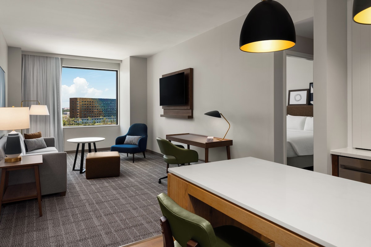 Studio Suite, 1 Bedroom, Hearing Accessible, Kitchen | In-room safe, desk, laptop workspace, blackout curtains
