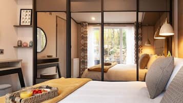 2 dormitorios, decoración individual, mobiliario individual