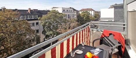 Double Room, Balcony | Outdoor dining