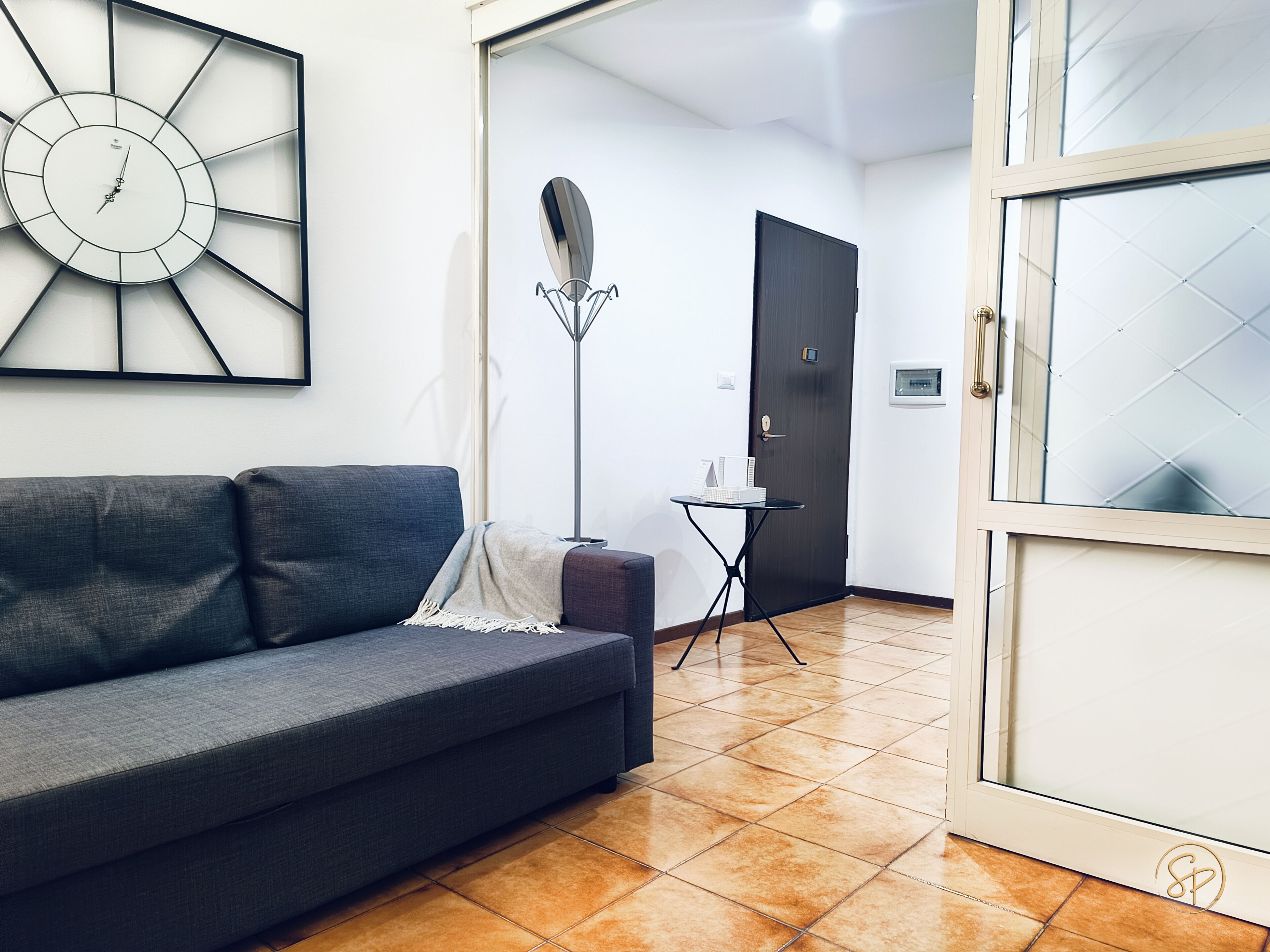 Habitación doble Deluxe | Espacio para trabajar con laptop, cortinas blackout y insonorización 