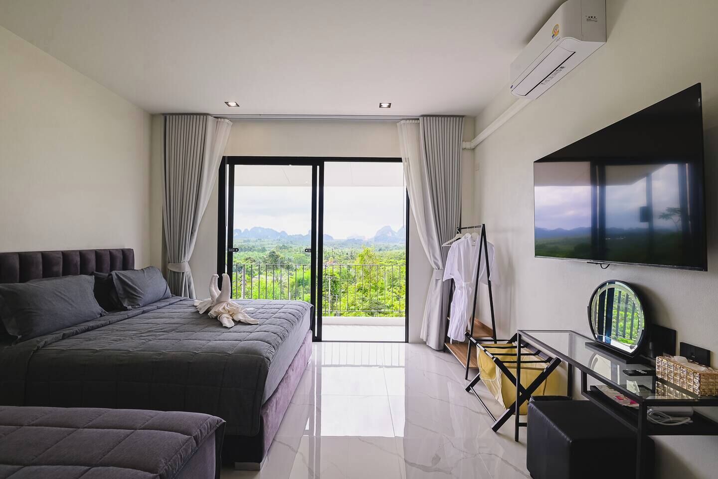 3 bedrooms, WiFi