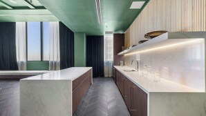 Interior - Luxury 1BR | Rooftop | Miami Worldcenter Tower (Miami)