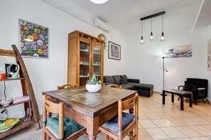 Interior - Malatesta! 2 bedrooms Apt (Rome)