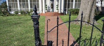 Near SAU & Magnolia Square; Historic Mansion that sleeps 8