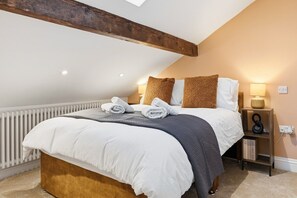 3 bedrooms, Internet - Beautiful Country Cottage with Views! - Sleeps 8 (Holcombe)