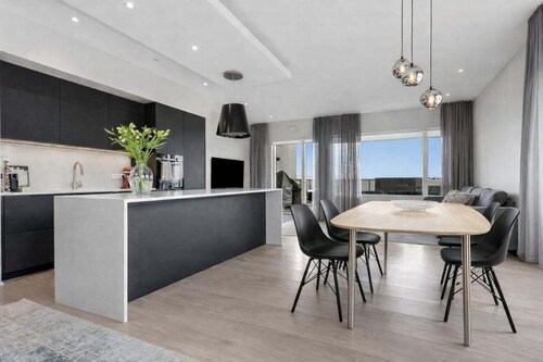 Modern Apartment in the City Area