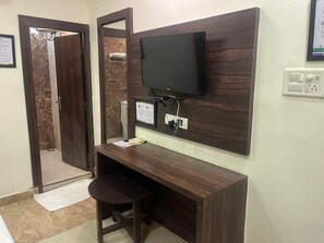 Classic Double Room, City View | Desk, laptop workspace, soundproofing, iron/ironing board - Staylo Masterprice Palace (Lucknow)