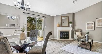 Condo, Prime Location, Near STL, Brentwood