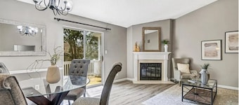 Condo, Prime Location, Near STL, Brentwood